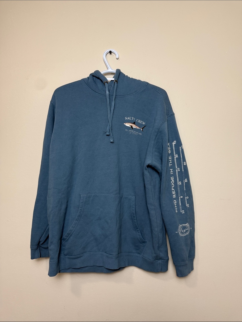 Salty Crew Teal Blue Pullover Hoodie with Marlin Chest Graphic size L